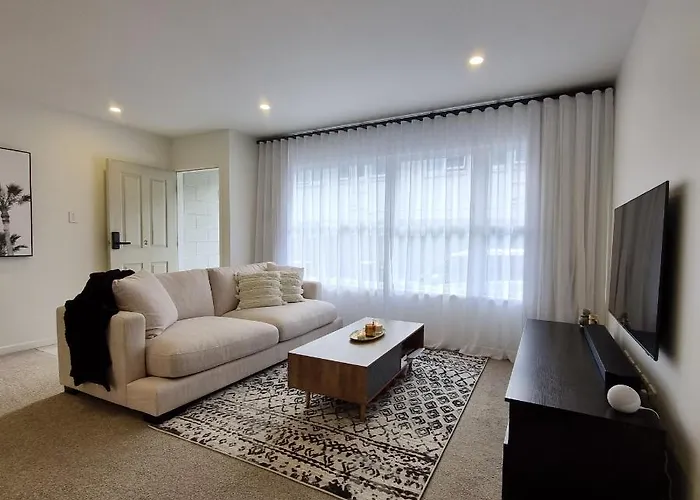 Inner City 2 Bedroom Unit - Close To Hospitals And Cbd