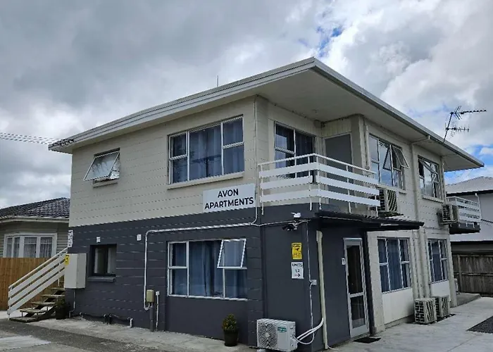 Avon Apartments
